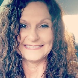 Meet your Posher, Lynn